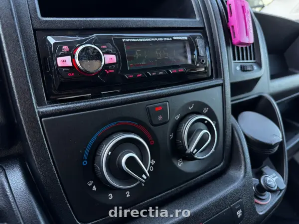 Poza anunț 8