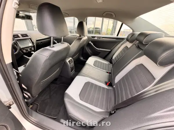 Poza anunț 18