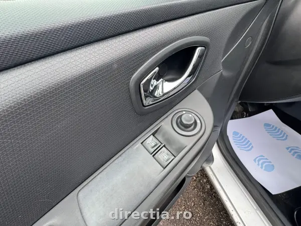 Poza anunț 12