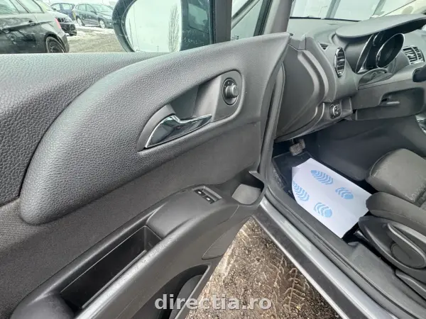 Poza anunț 11