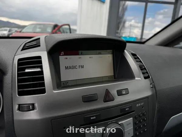 Poza anunț 24