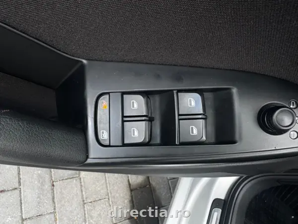 Poza anunț 11