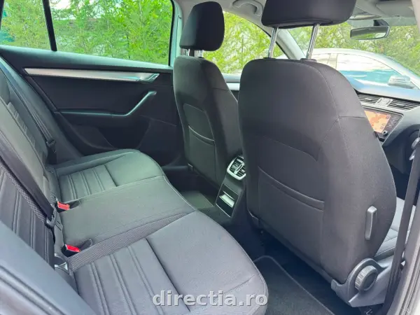 Poza anunț 10