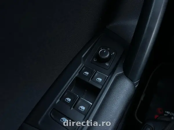 Poza anunț 25