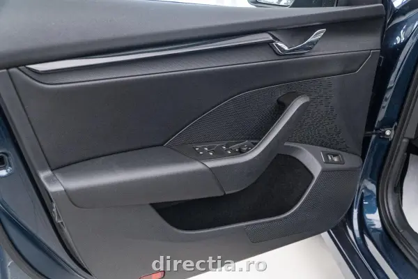 Poza anunț 32