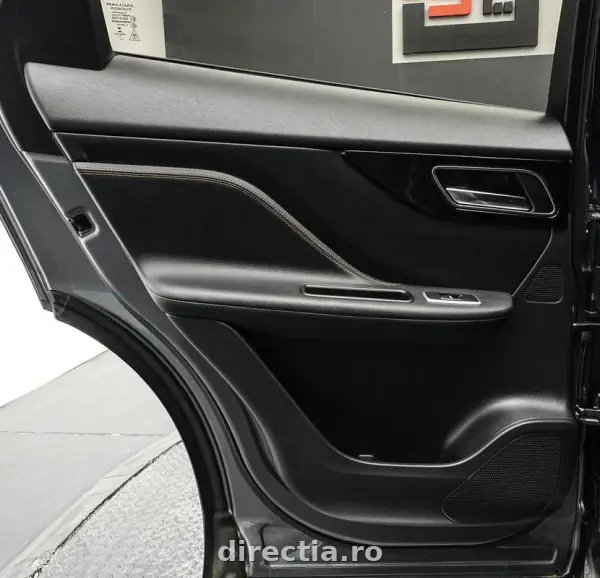 Poza anunț 25
