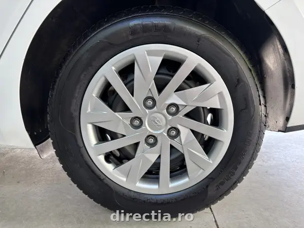 Poza anunț 32