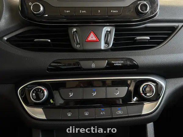 Poza anunț 24