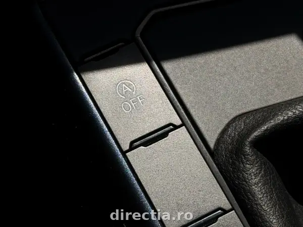 Poza anunț 25