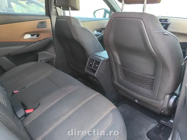 Poza anunț 18