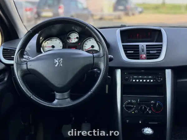 Poza anunț 8