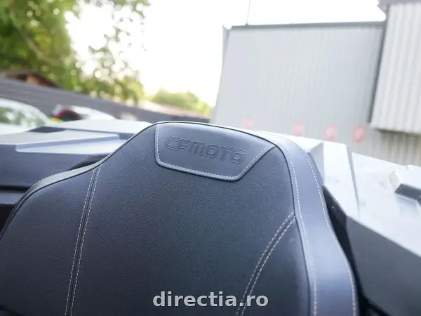 Poza anunț 12