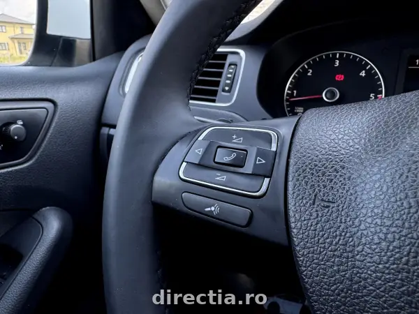 Poza anunț 11