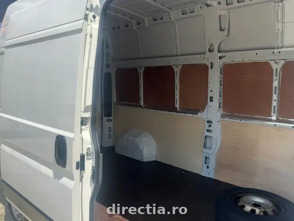 Poza anunț 22