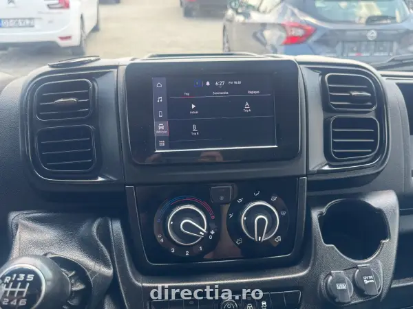Poza anunț 12