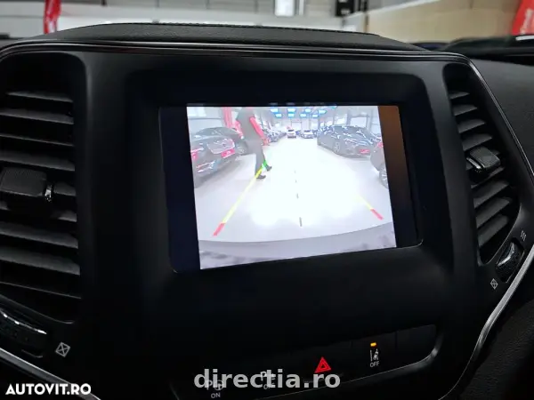 Poza anunț 12