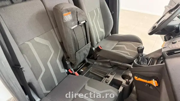 Poza anunț 14