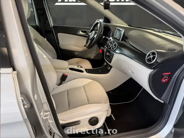 Poza anunț 11