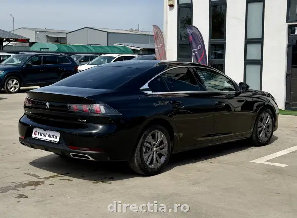 Poza anunț 18