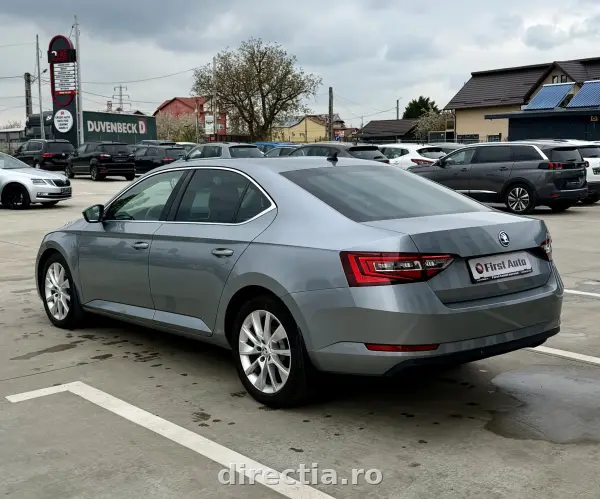 Poza anunț 18