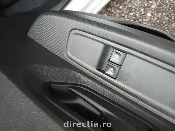 Poza anunț 11