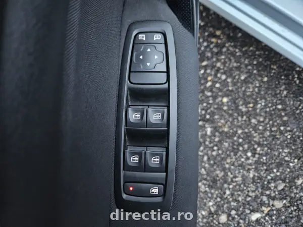 Poza anunț 11
