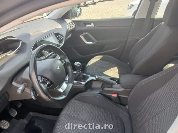 Poza anunț 12