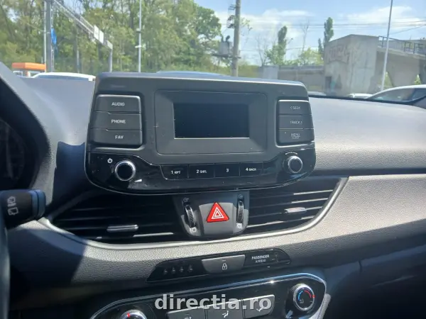 Poza anunț 13