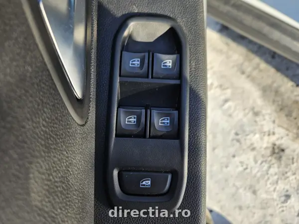 Poza anunț 12