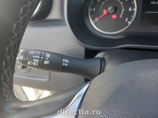 Poza anunț 12