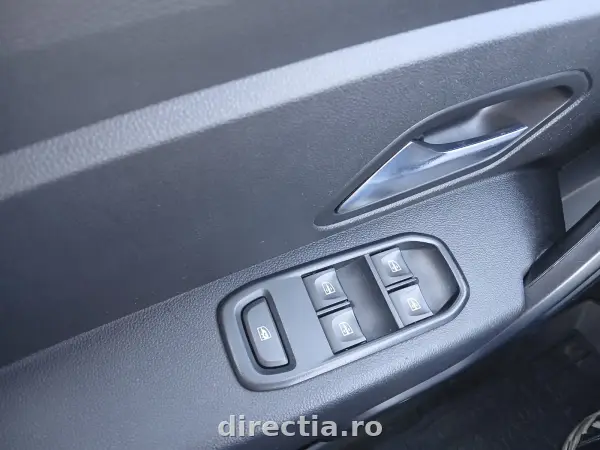 Poza anunț 12