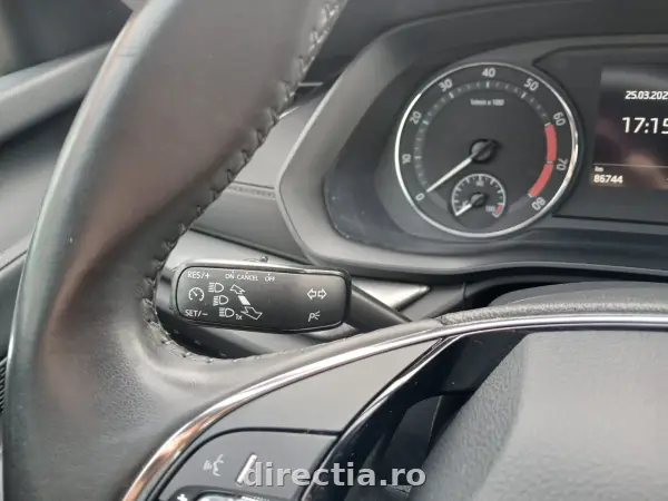 Poza anunț 12