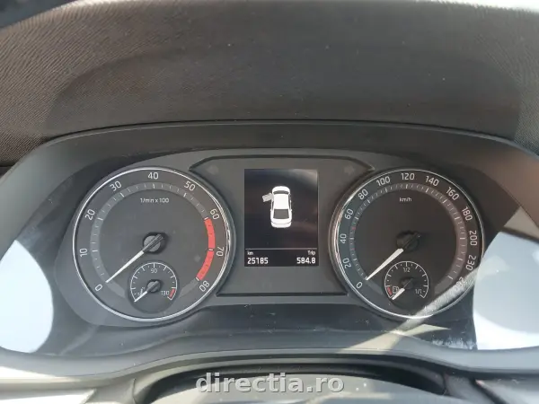 Poza anunț 12