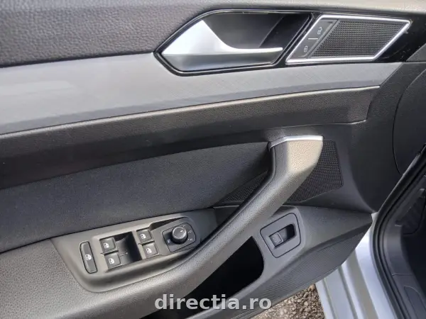 Poza anunț 10