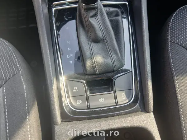 Poza anunț 12