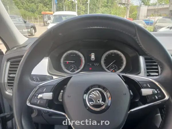 Poza anunț 12
