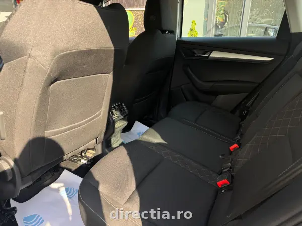 Poza anunț 12