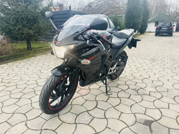 Poza anunț 13