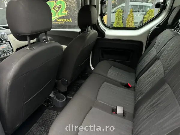 Poza anunț 12