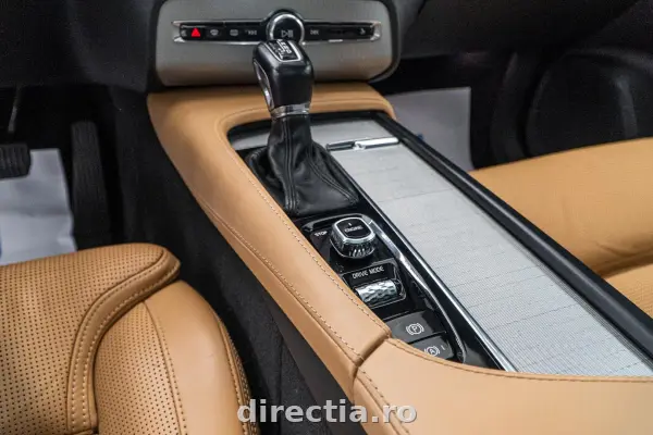 Poza anunț 12