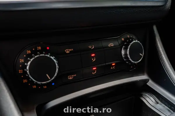 Poza anunț 32