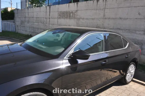 Poza anunț 14