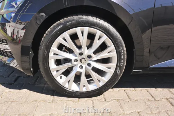 Poza anunț 13