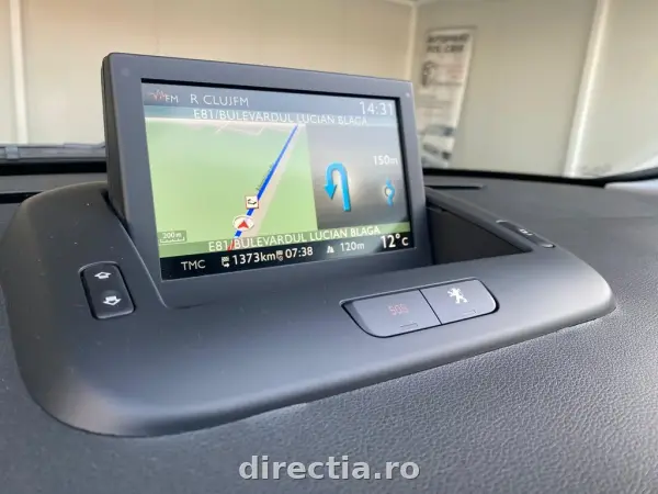 Poza anunț 12