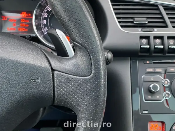 Poza anunț 23