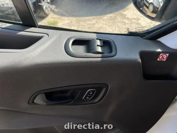 Poza anunț 12