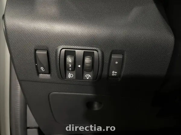 Poza anunț 18