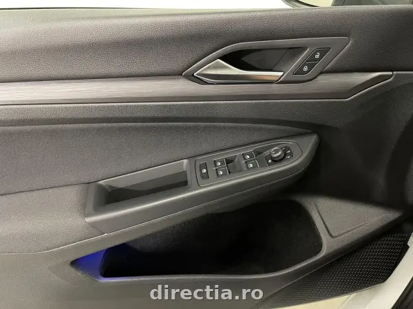 Poza anunț 23