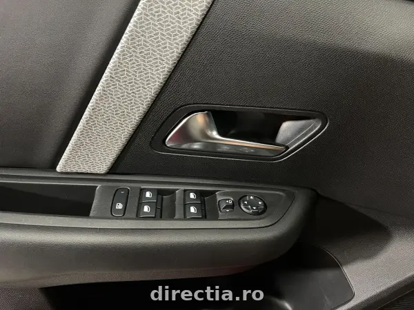 Poza anunț 23
