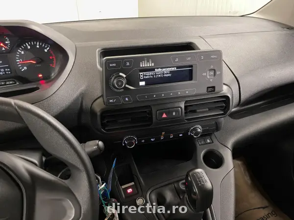 Poza anunț 13